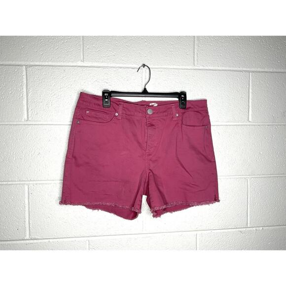< Seven7 Plus Size Pink “Weekend Short” Size 16 > - Picture 2 of 6